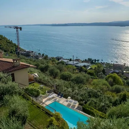 Airbnb Garda Lake, 1k_home Vila *